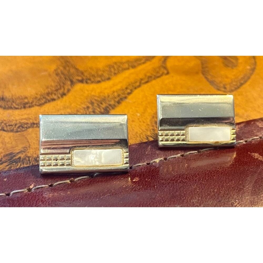 VTG Gold Tone Cufflinks with MOP Inlay